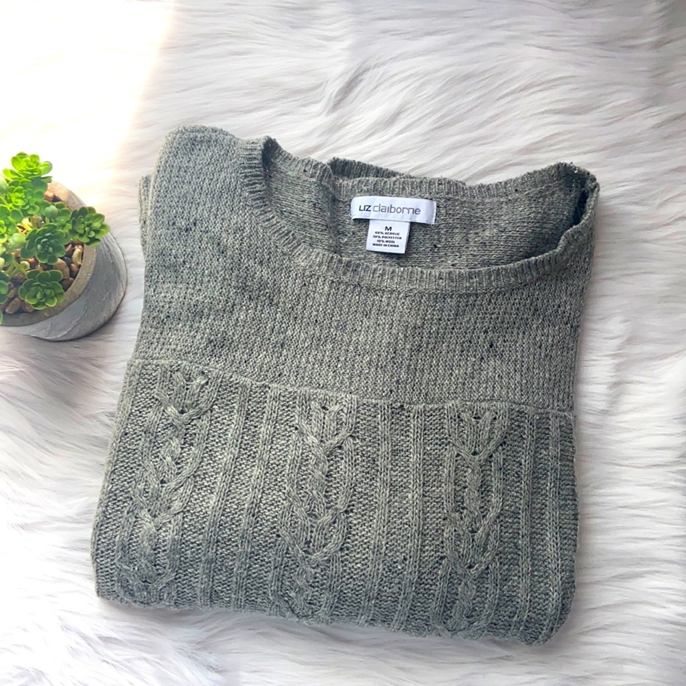 Liz Claiborne Gray wool blend lightweight knit 3/4 sleeve sweater top